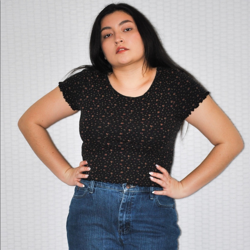 American Eagle black floral top